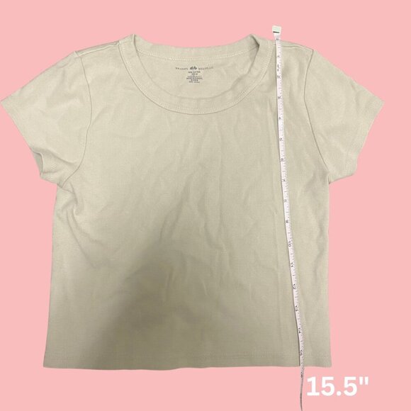 Brandy Melville Sage Green Fitted Crop Tee – 100% Cotton (Made in Europe) - Picture 3 of 6